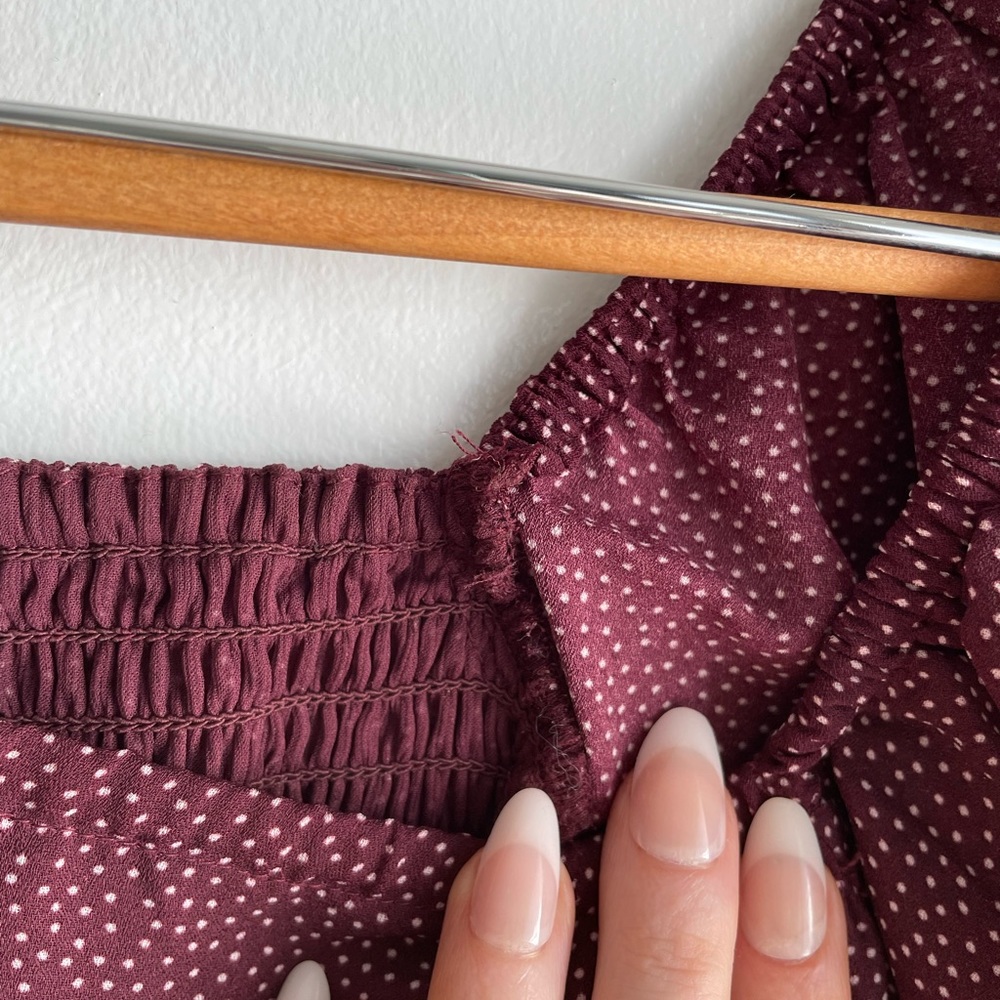Abercrombie & Fitch Smocked Back Fitted Top with Balloon Sleeves XS Burgundy - Picture 8 of 12